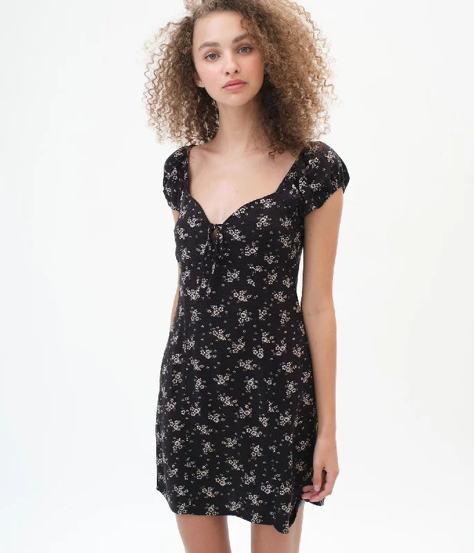 Aeropostale Floral Tie-Neck Empire Dress